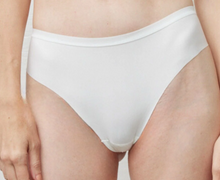 Load image into Gallery viewer, No-Show Thong AO-089