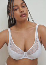 Load image into Gallery viewer, Epirus Half-Padded Plunge 0141974 - White