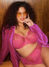 Load image into Gallery viewer, Zarla UW Bra EL302505 - Fashion