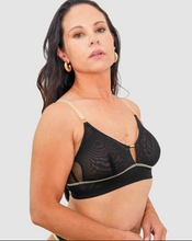 Load image into Gallery viewer, Victoria Mesh Keyhole Wireless Bralette AO-065