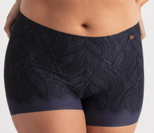 Load image into Gallery viewer, EB Mid-Rise Girlshort