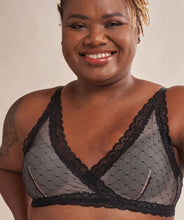 Load image into Gallery viewer, Susan Wireless Front Wrap Bralette AO-039