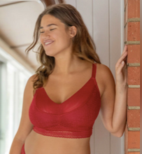 Load image into Gallery viewer, Sutra Curvy Bralette SUTRA1310
