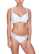 Load image into Gallery viewer, Sundance-AS3970 Sweetheart Padded Top - White
